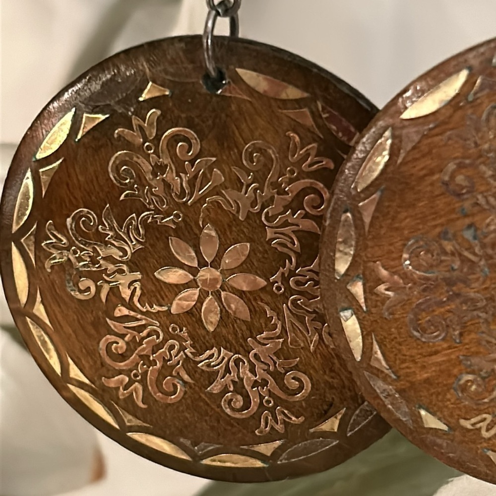 lightweight wooden round with gold pattern, geometric, and Fleur de Lee 2” round - Picture 3 of 5